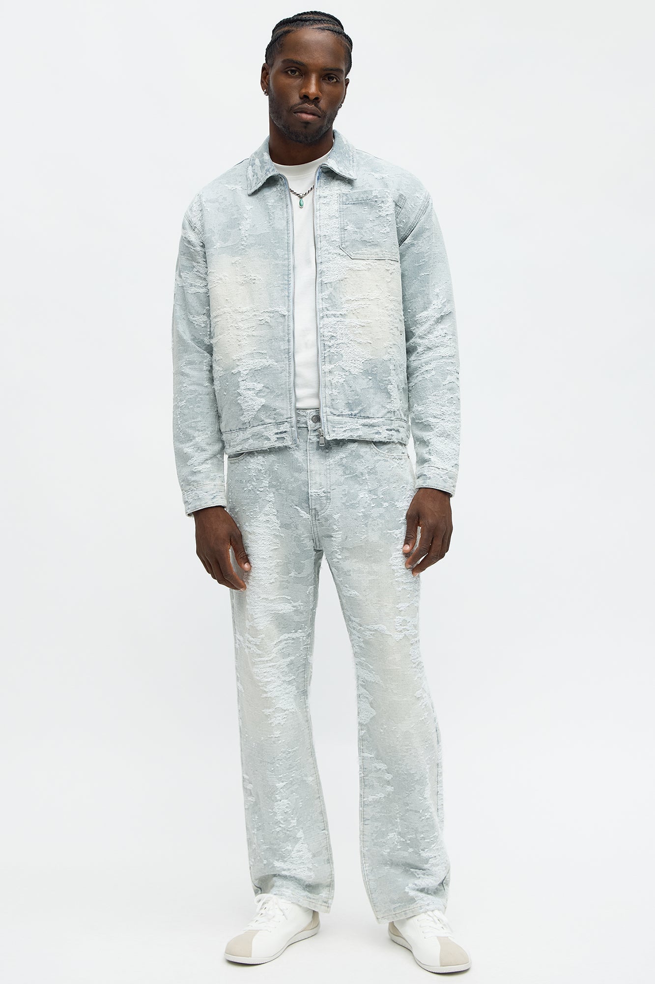 Cropped Fading In And Out Work Jacket - Light Wash