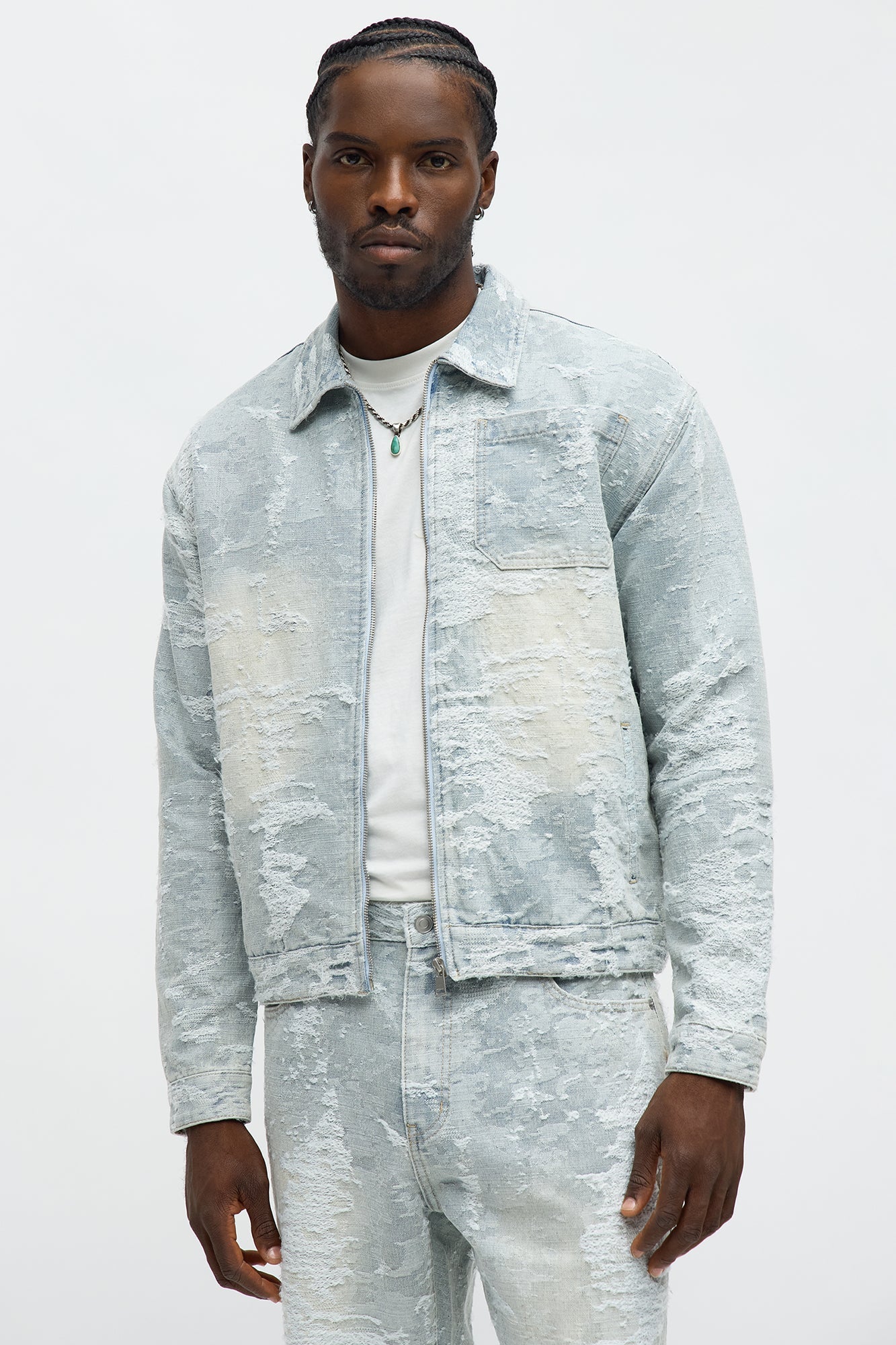 Cropped Fading In And Out Work Jacket - Light Wash