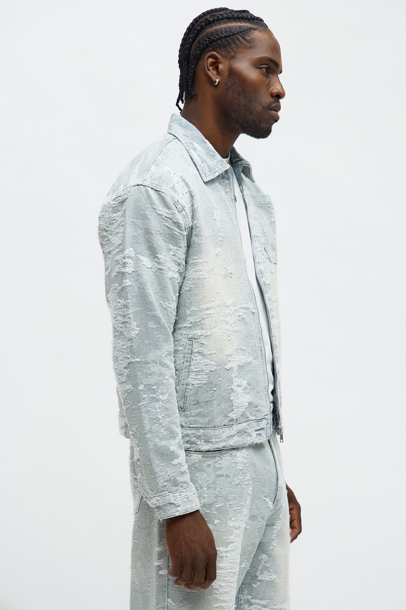 Cropped Fading In And Out Work Jacket - Light Wash