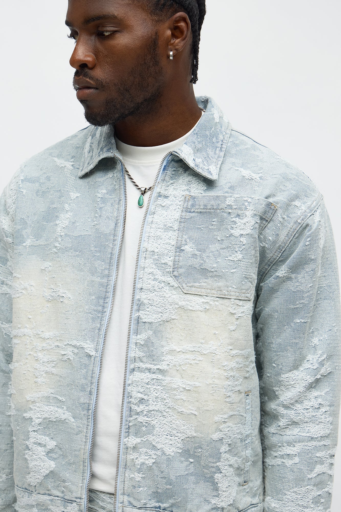 Cropped Fading In And Out Work Jacket - Light Wash