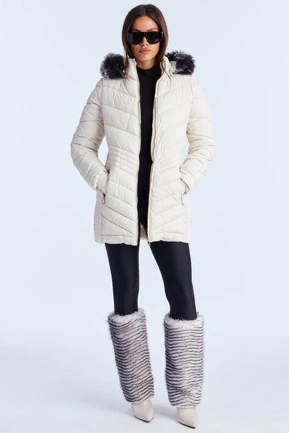 Ski Date Hooded Puffer Jacket - Pearl