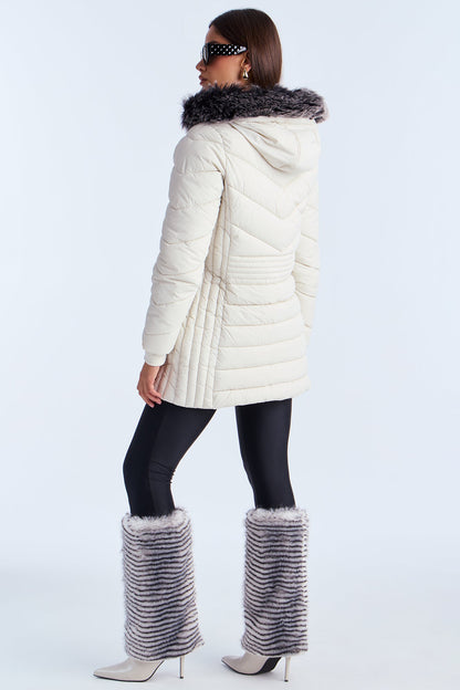 Ski Date Hooded Puffer Jacket - Pearl