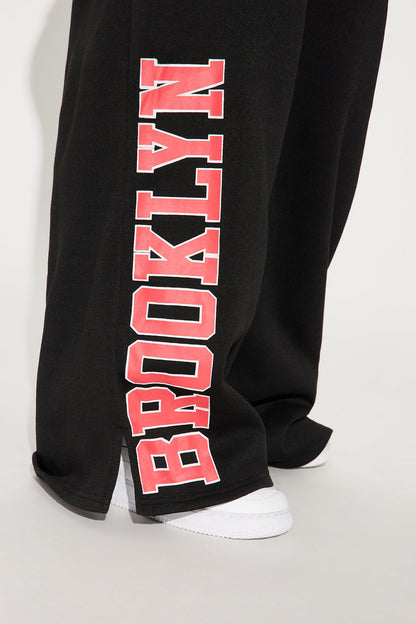 Brooklyn NY Fleece Pant Set - Black/Red
