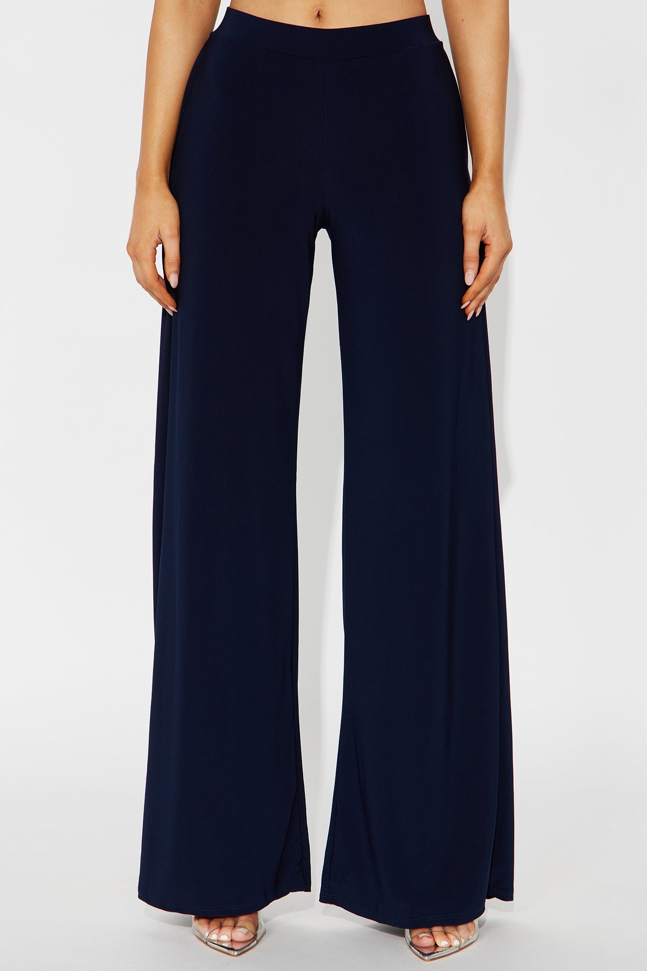 Promise Me Low Rise Wide Leg Travel Pant 33 - Navy