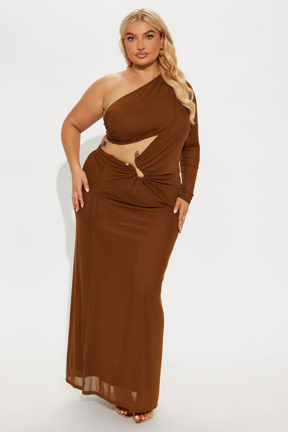 Jenna One Shoulder Sleeved Maxi Dress - Brown