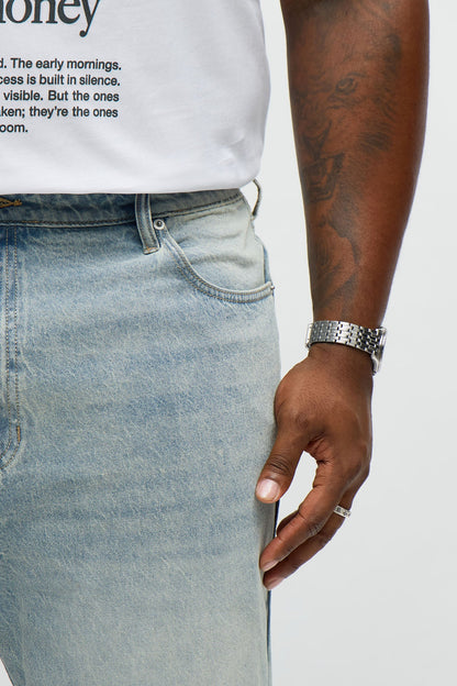 Straight Flare Snapped In Jean - Vintage Blue Wash