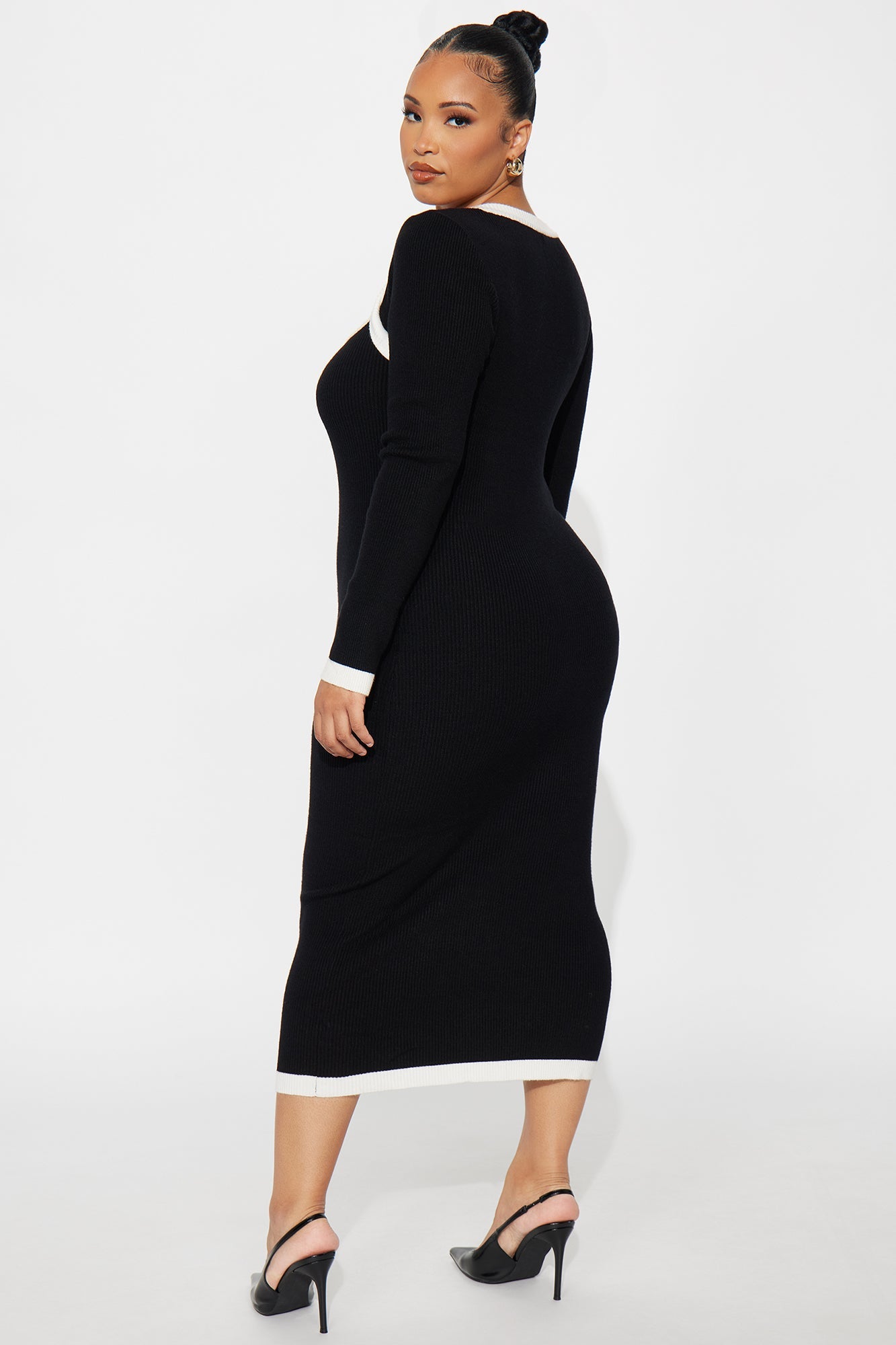 Poppy Dream Contrast Sweater Midi Dress - Black/White
