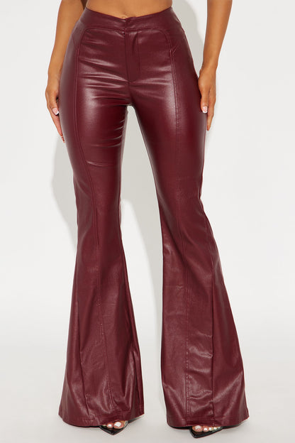 Aryzia Coated Twill Stretch Flare Pant 34 - Burgundy