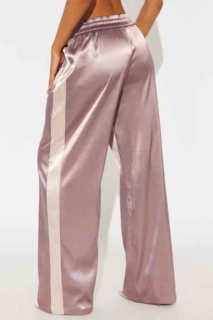 Bossed Up Satin Wide Leg Pant 33″ - Mocha/combo