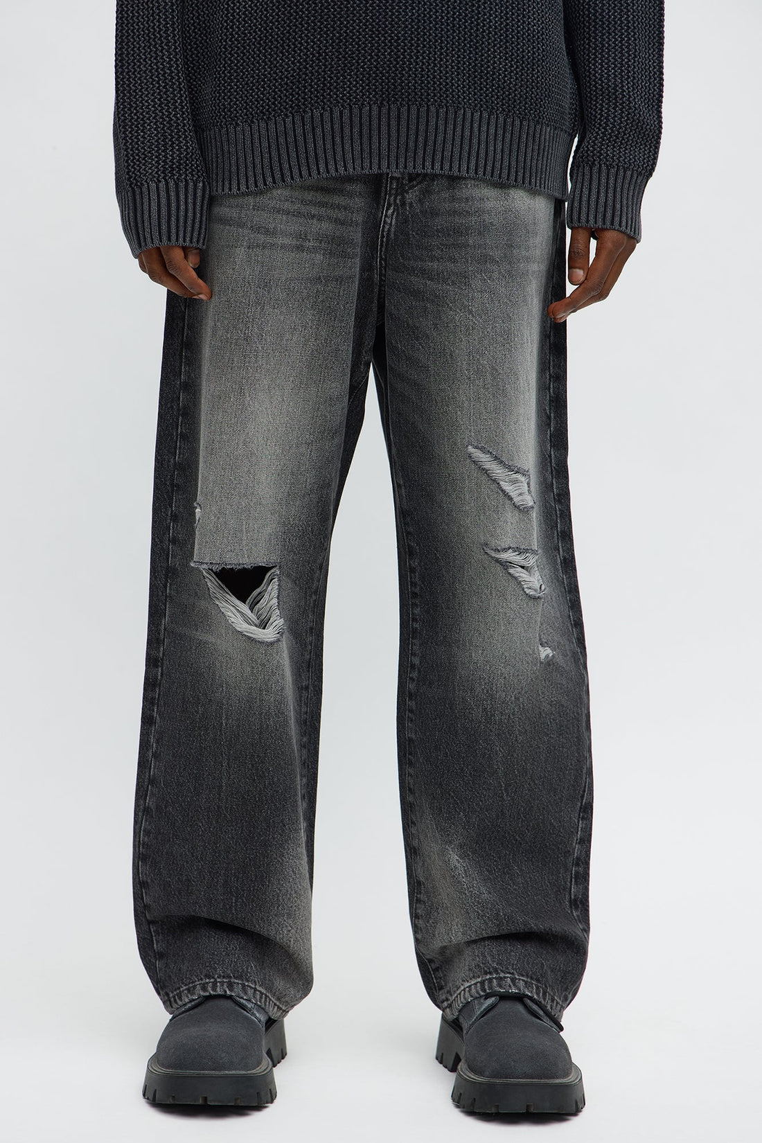 Baggy Phantom Distressed Jean - Black Wash
