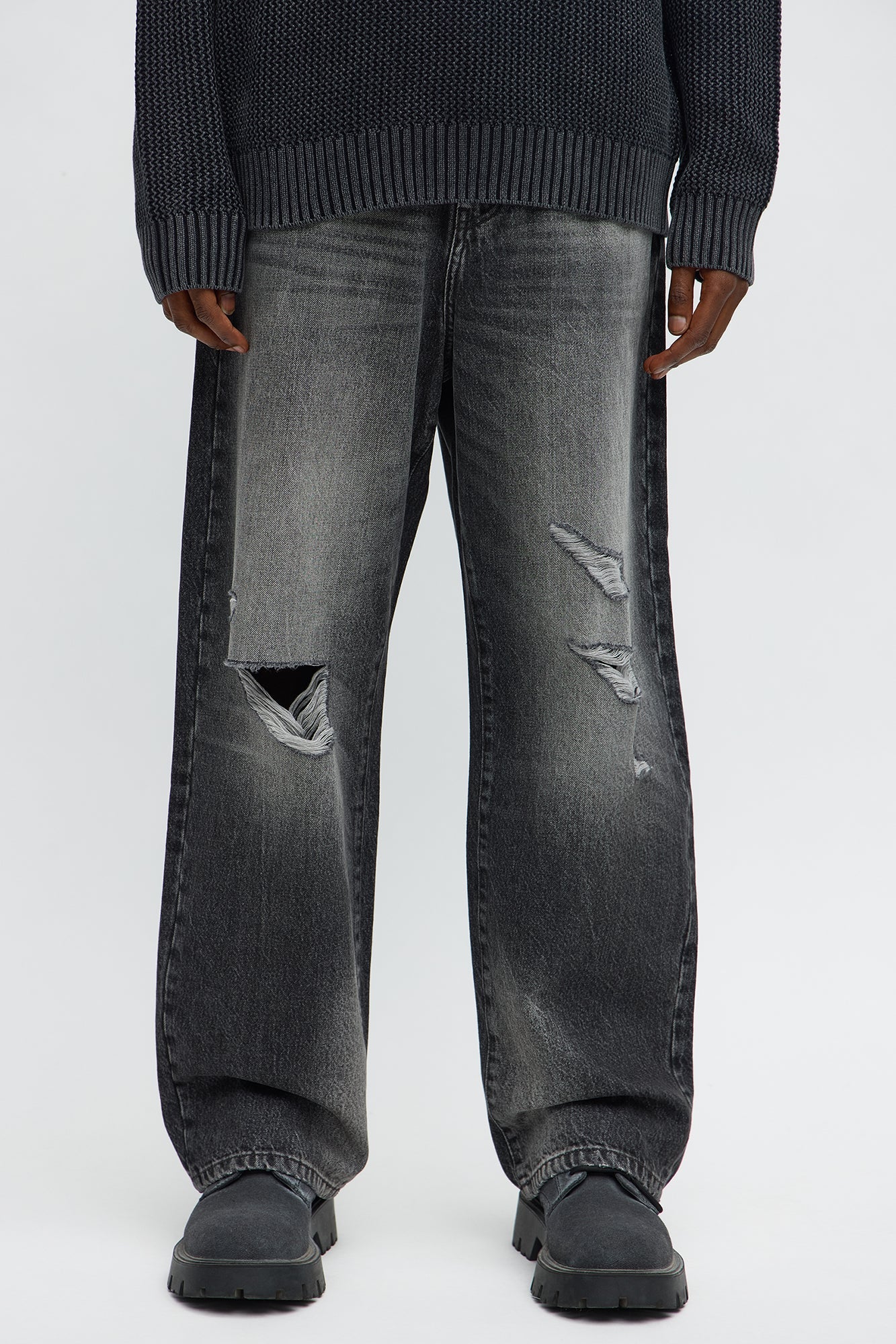 Baggy Phantom Distressed Jean - Black Wash