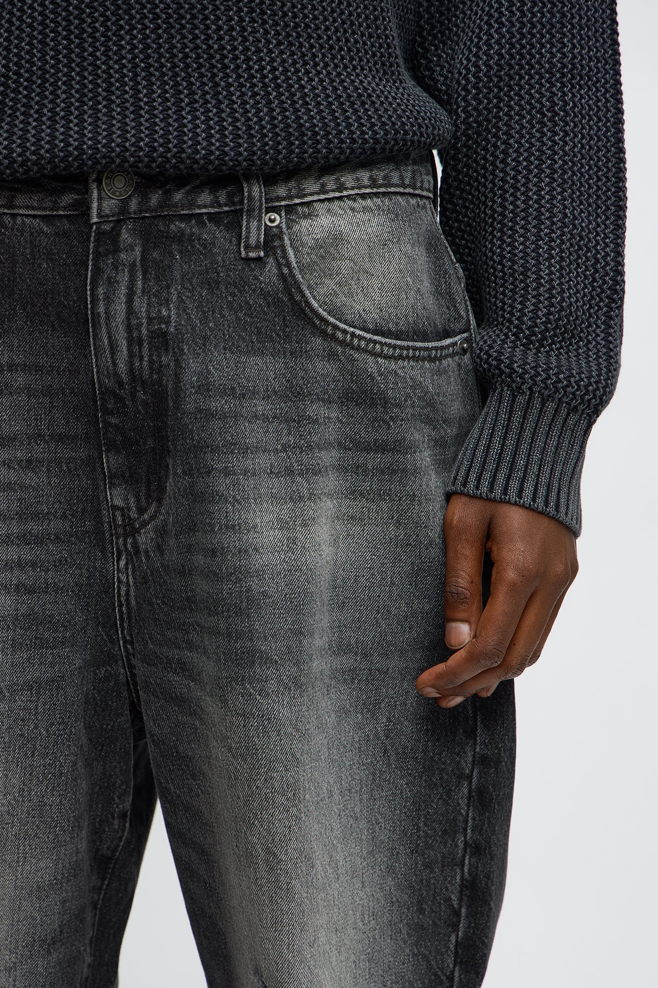 Baggy Phantom Distressed Jean - Black Wash
