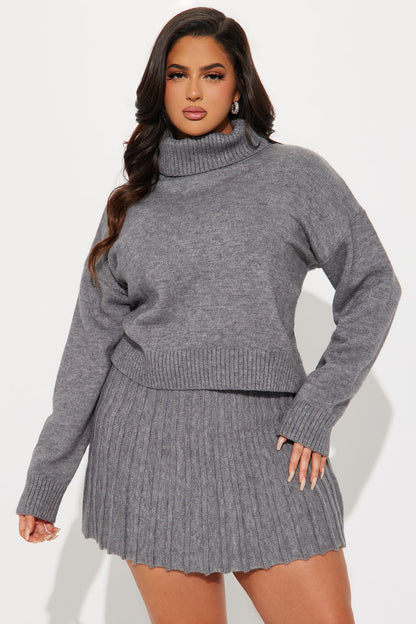 First Look Pleated Sweater Skirt Set - Grey