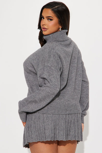 First Look Pleated Sweater Skirt Set - Grey
