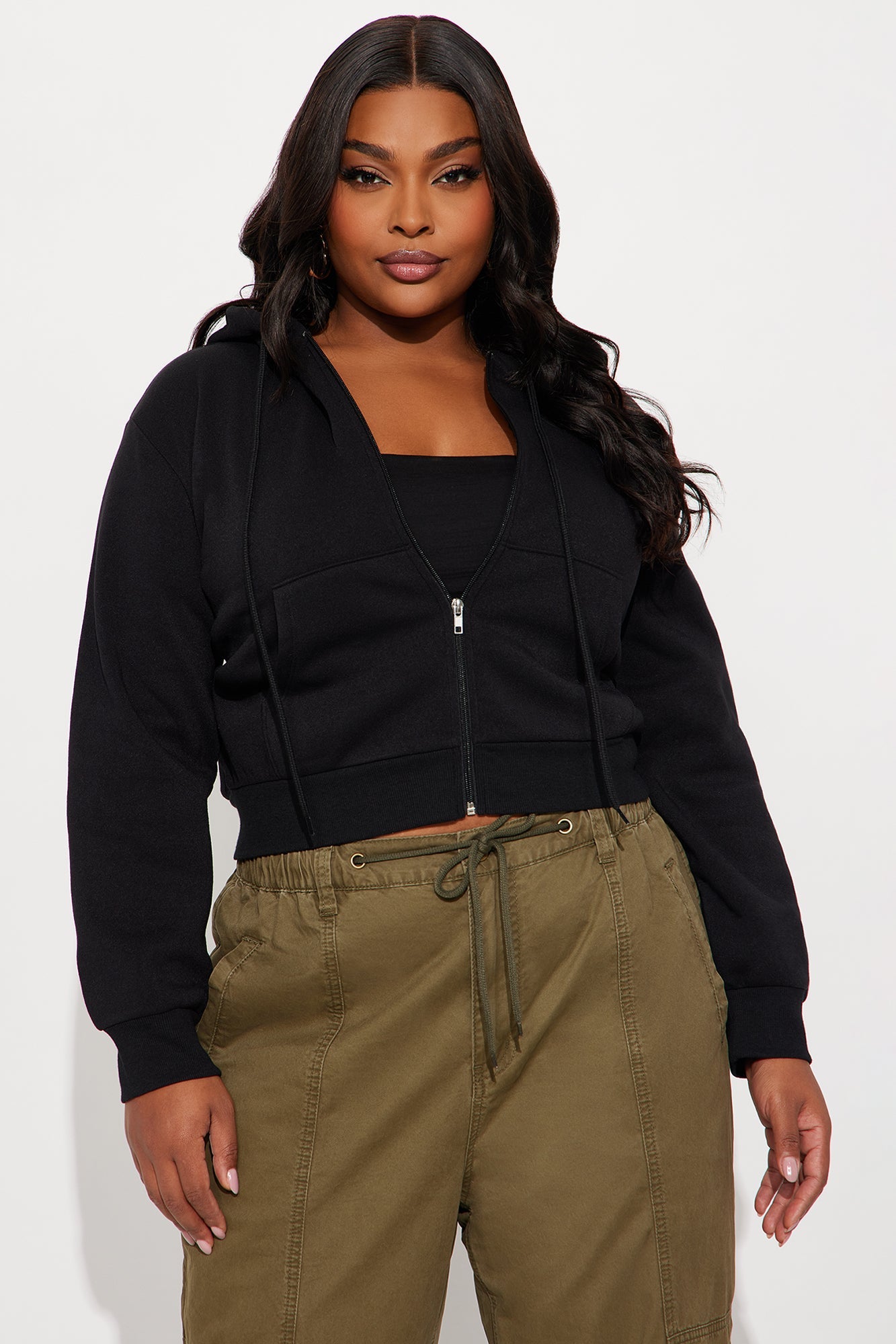 Kinsley Cropped Hoodie - Black