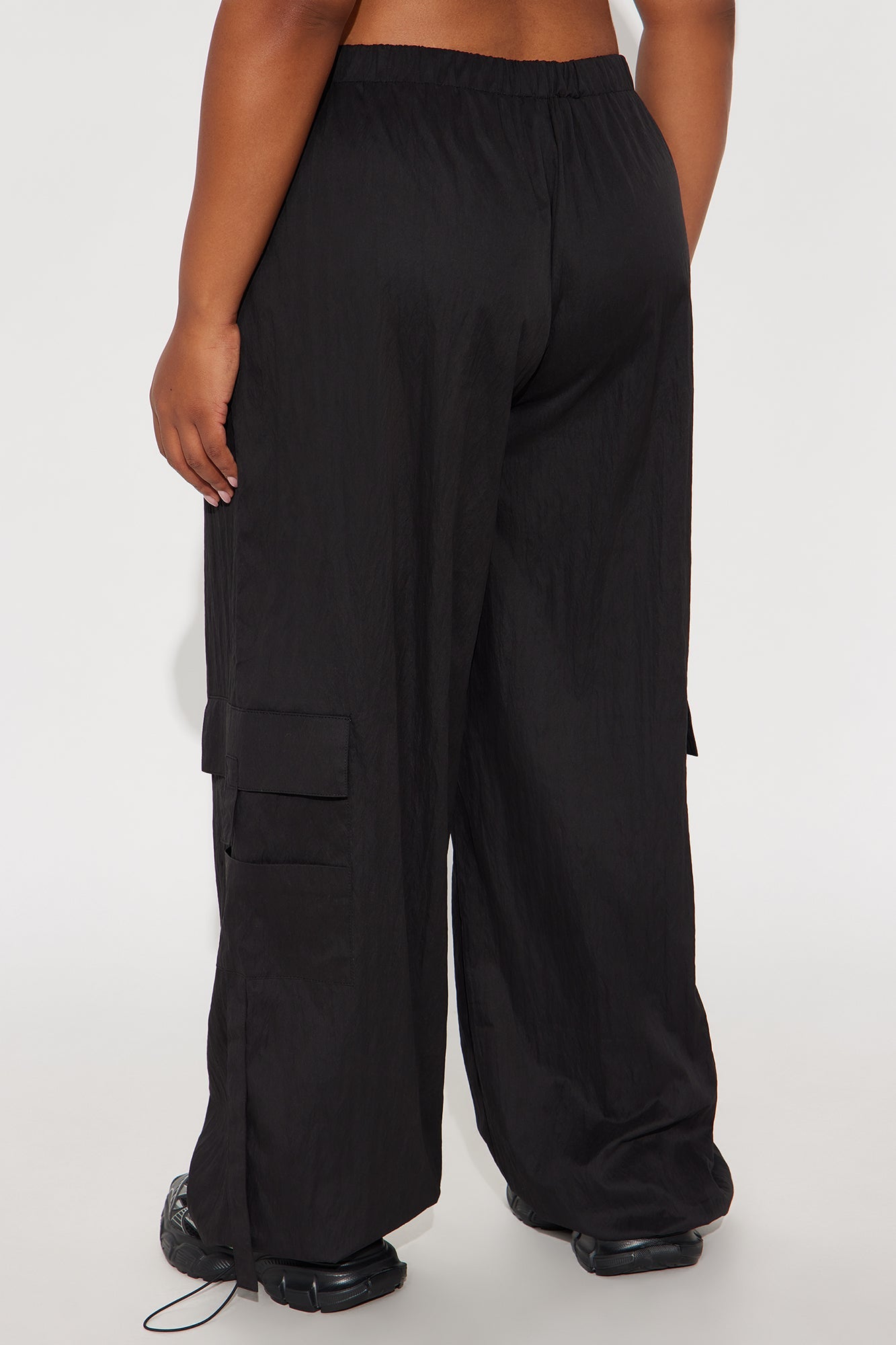 Mellow Weekends Cargo Jogger Pant 32″ - Black