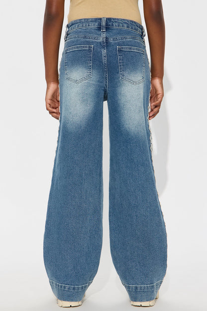 Mini Della Stretch Straight Leg Jeans - Medium Wash