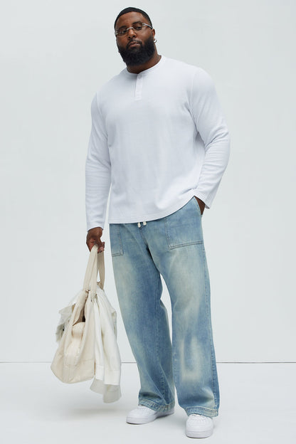 Tahir Relaxed Straight Jeans - Light Wash