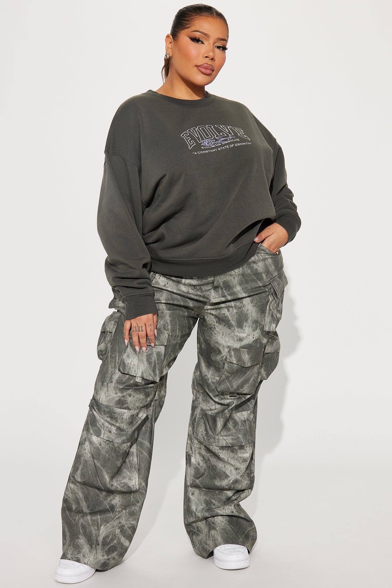 Evolve Washed Sweatshirt - Black Wash