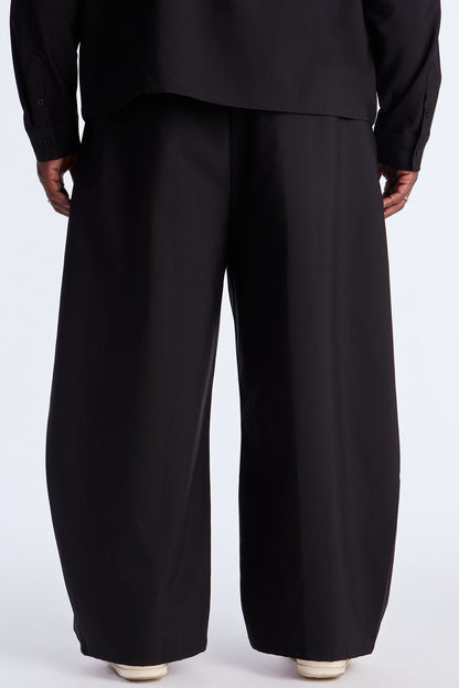 Barrel Bold Flow Trousers - Black