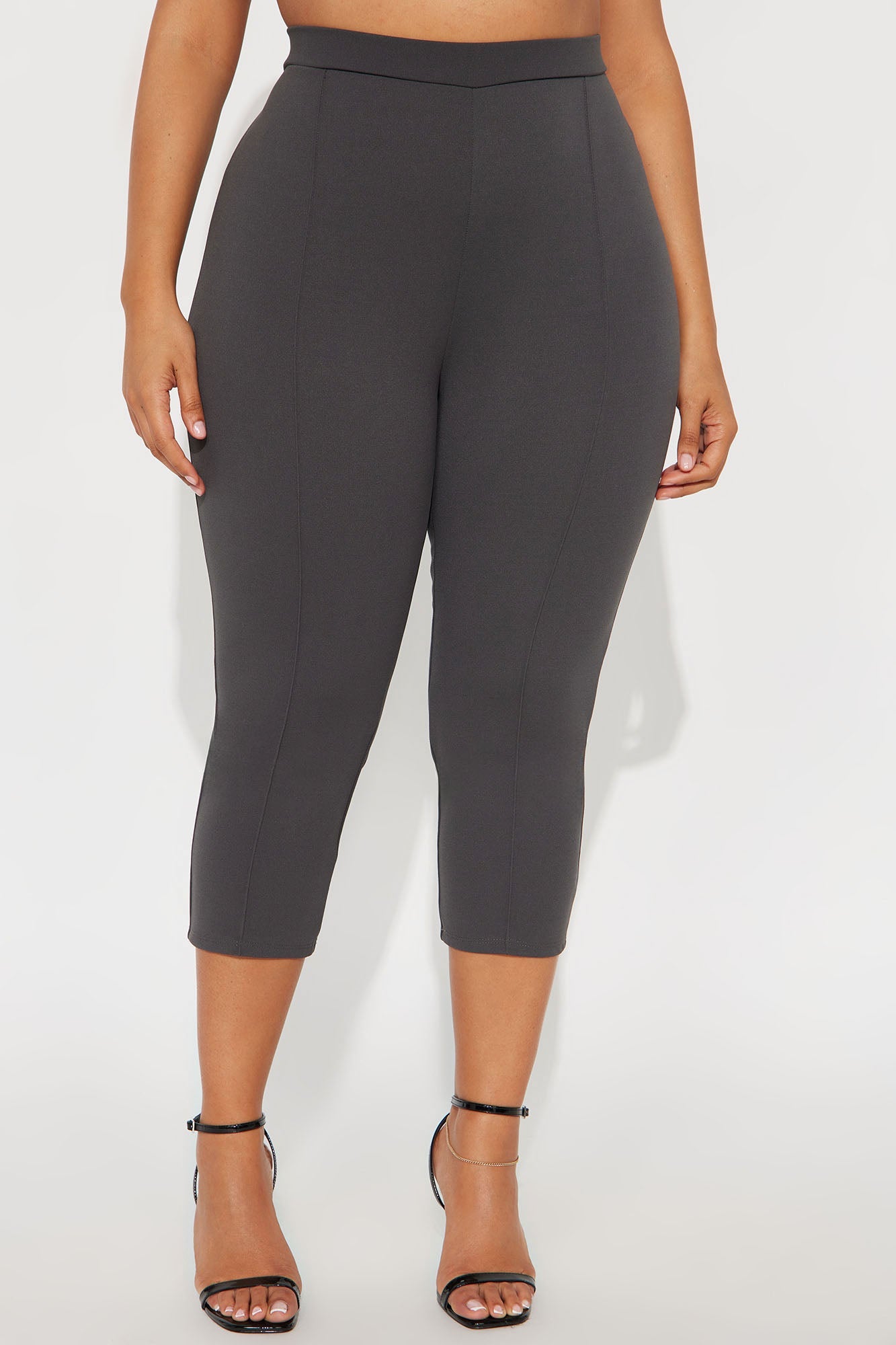 Brenda Mid Rise Knit Crepe Pintuck Capri Legging 21″ - Charcoal