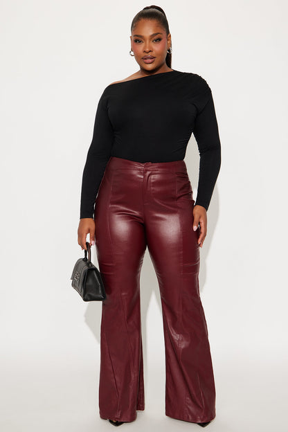 Aryzia Coated Twill Stretch Flare Pant 34 - Burgundy