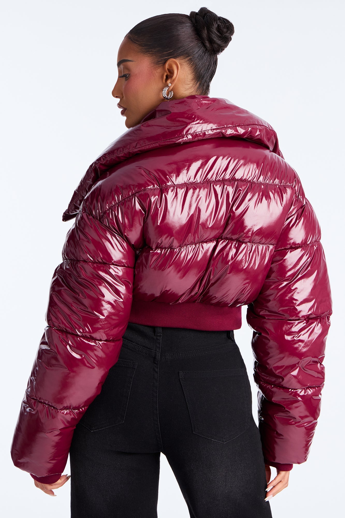 Billie Faux Patent Leather Cropped Puffer Jacket - Burgundy
