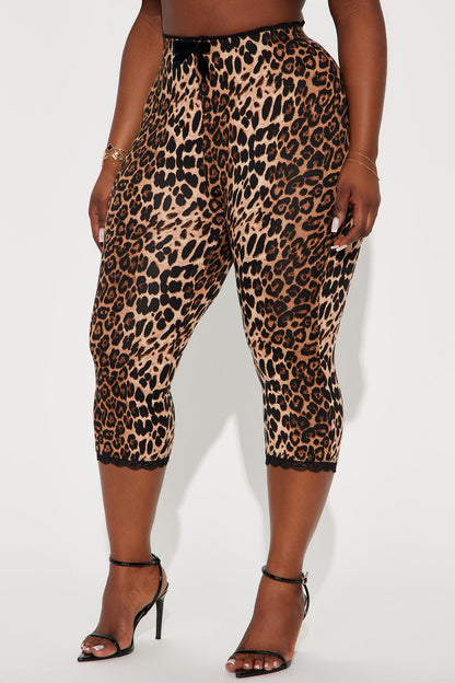 Florentina Lace Trim Capri Legging - Brown/combo