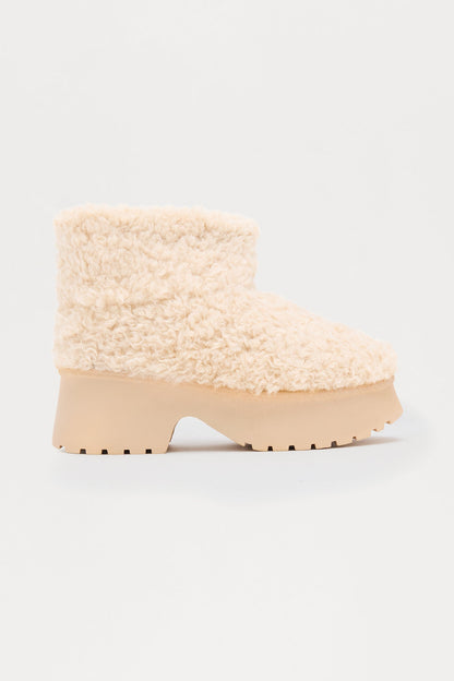 Ski Lodge Platform Booties - Cream