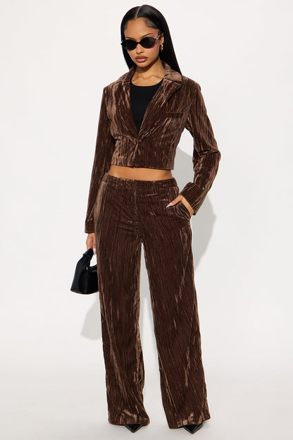 Keep You Wondering Cropped Velvet Blazer - Brown