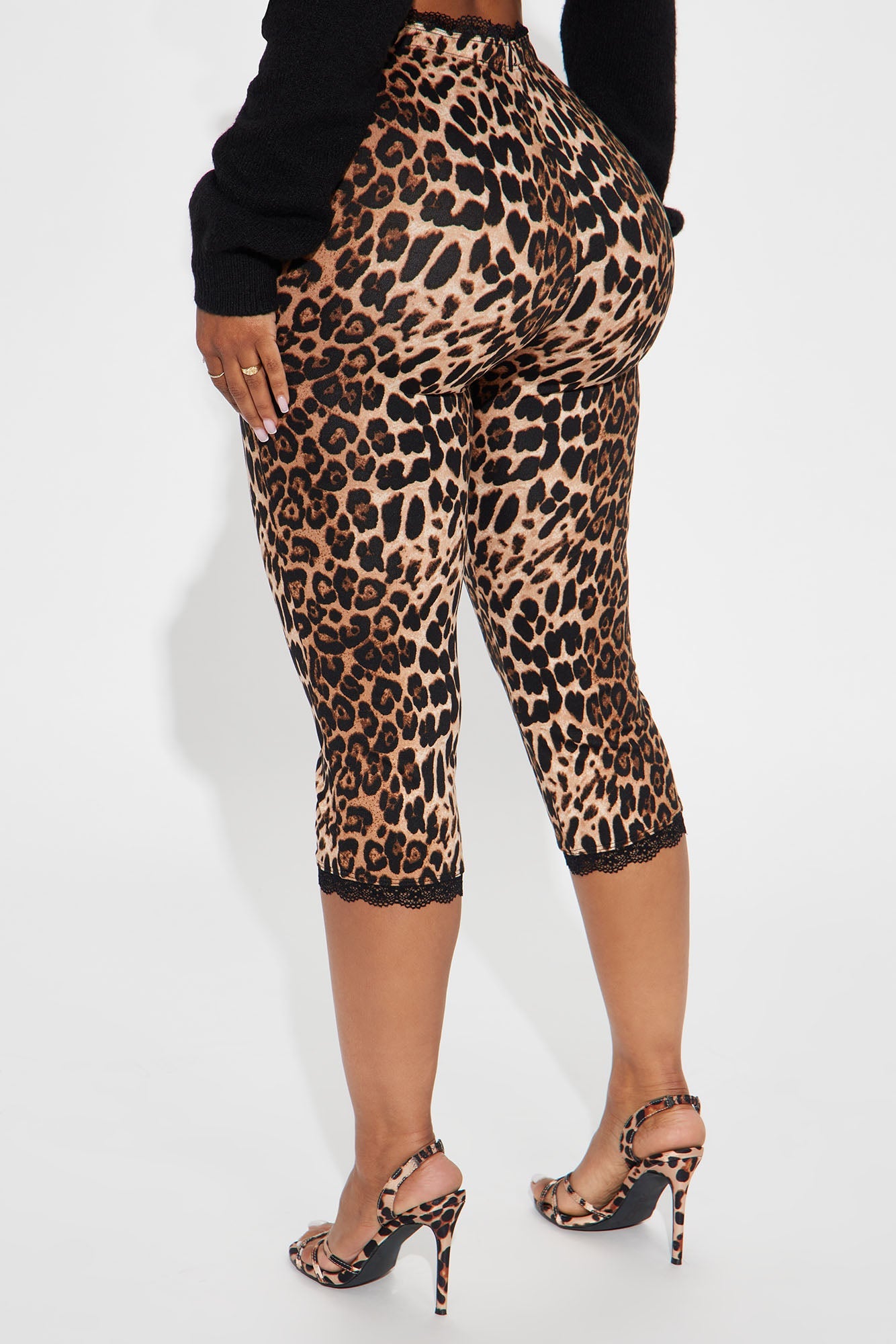 Florentina Lace Trim Capri Legging - Brown/combo