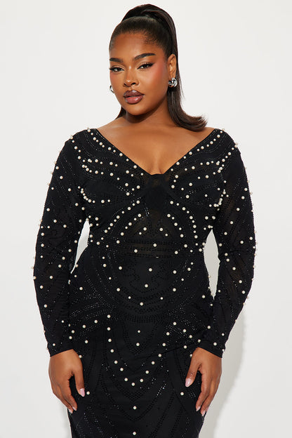 Cali Embellished Long Sleeve Gown - Black