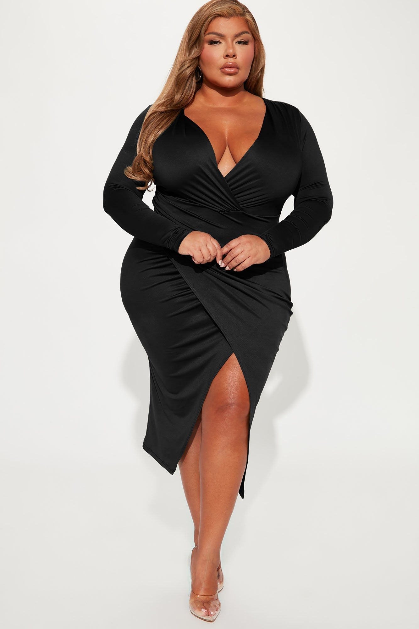 Eyes On Me Ruched Midi Dress - Black