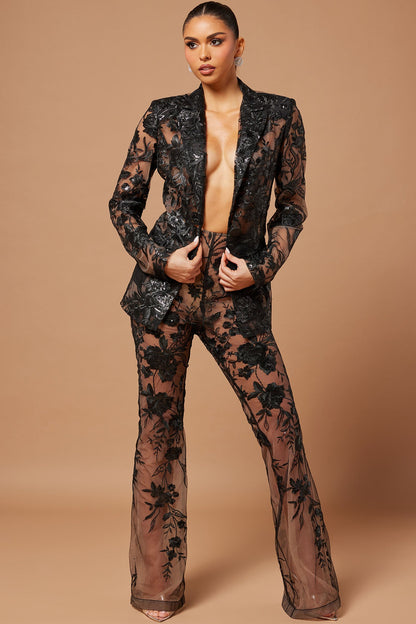 Vera Sequin Embroidered Pant - Black
