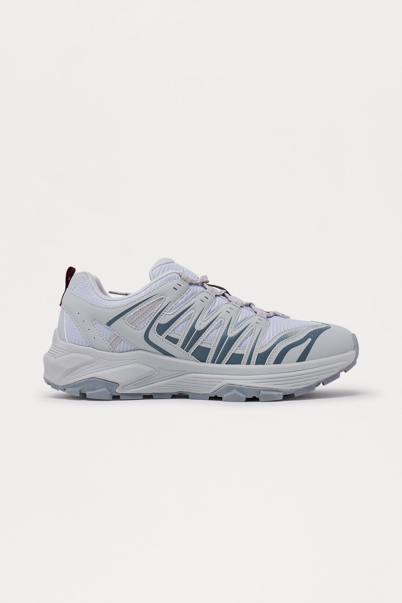 On The Run Low Top Sneaker - Grey