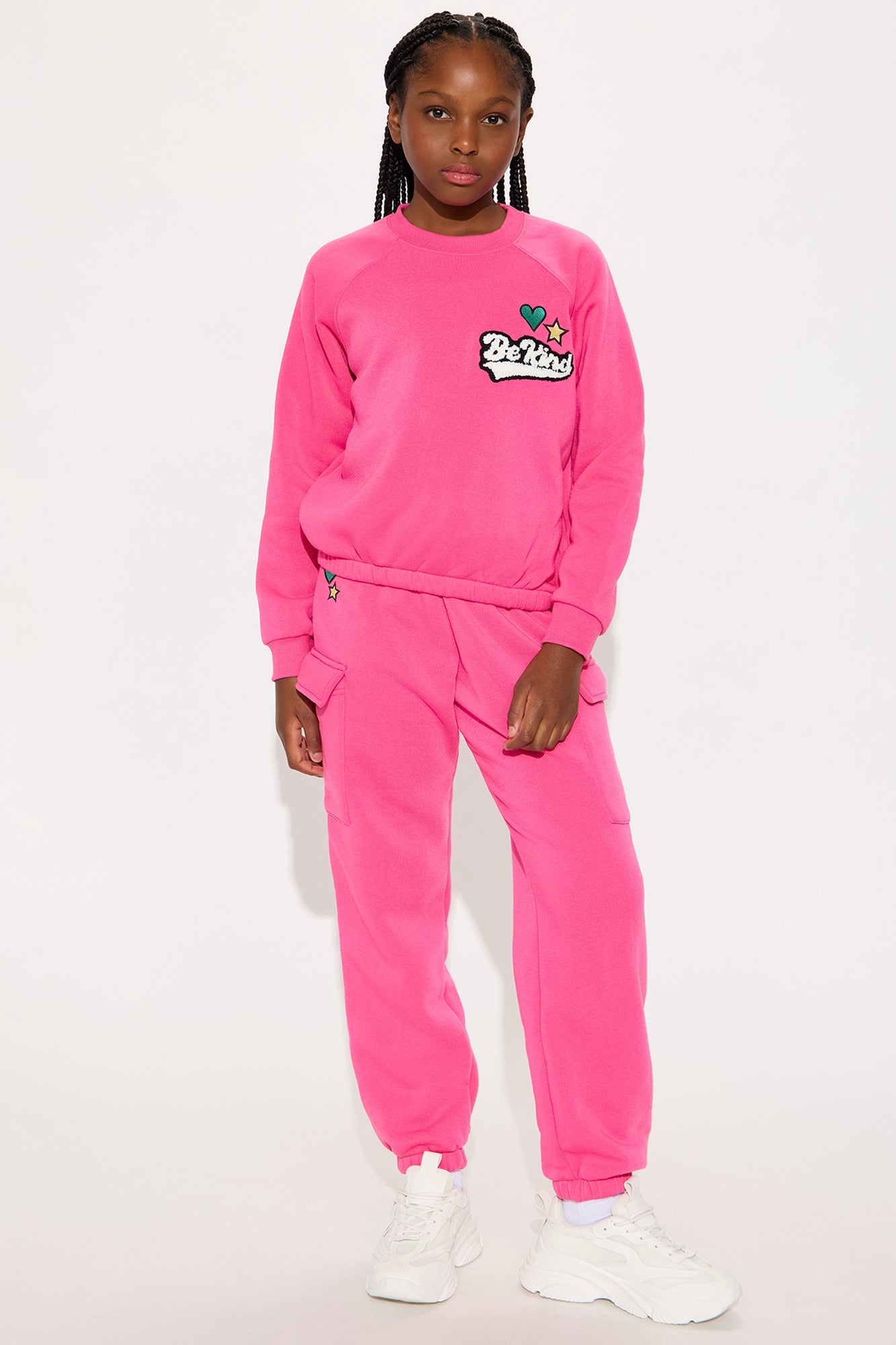 Mini Sierra Chenille Patch Sweatshirt And Jogger Pant Set - Fuchsia