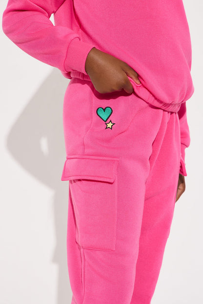 Mini Sierra Chenille Patch Sweatshirt And Jogger Pant Set - Fuchsia