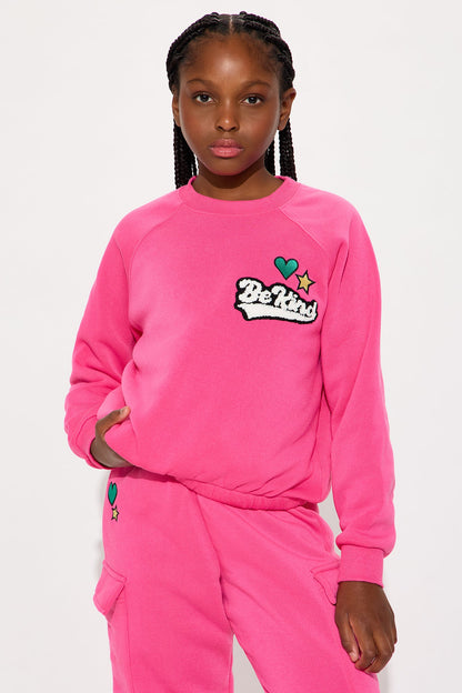 Mini Sierra Chenille Patch Sweatshirt And Jogger Pant Set - Fuchsia