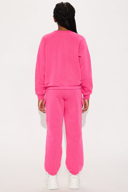 Mini Sierra Chenille Patch Sweatshirt And Jogger Pant Set - Fuchsia