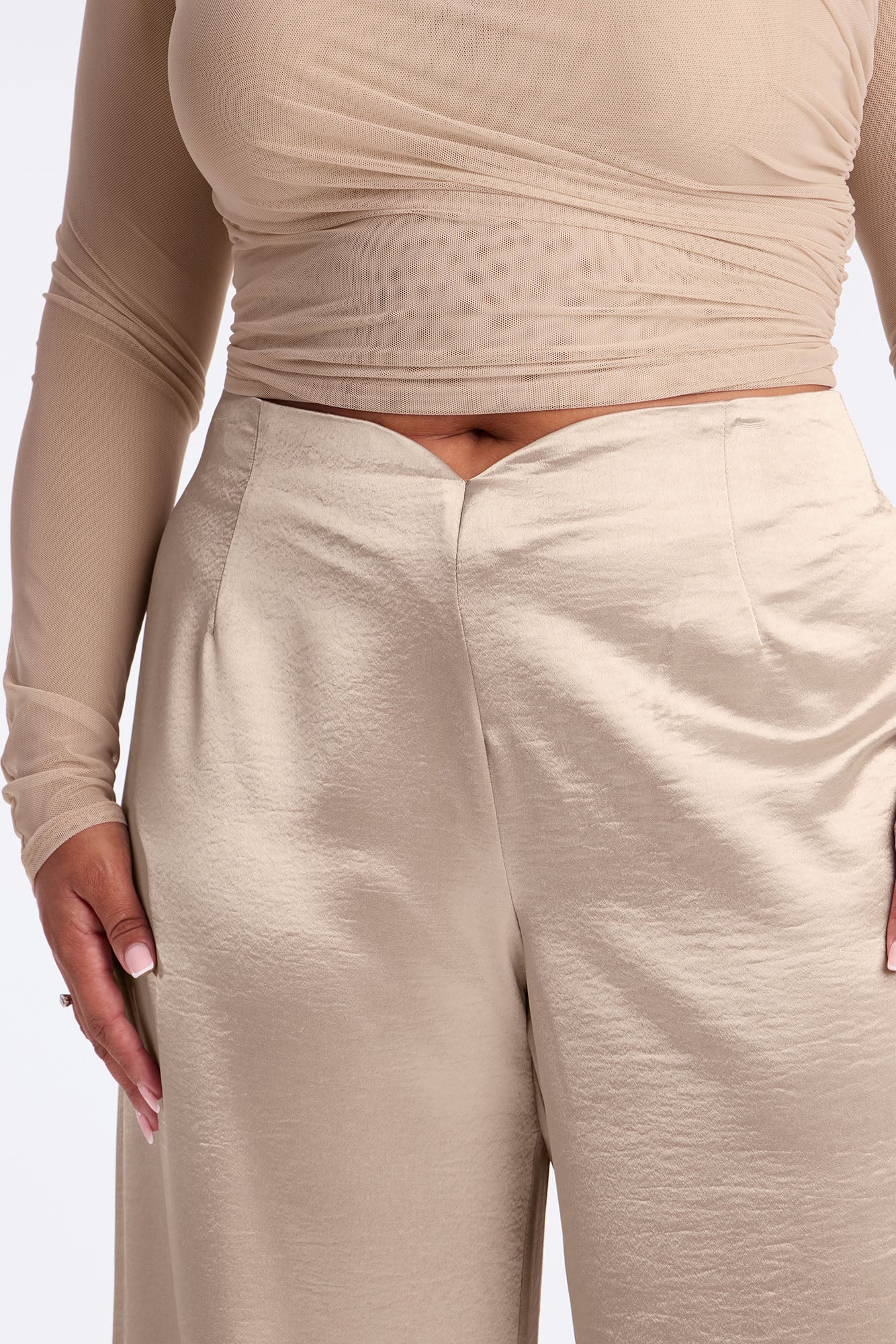 Sweet Serenade Satin Wide Leg V Front Pant 33 - Silver