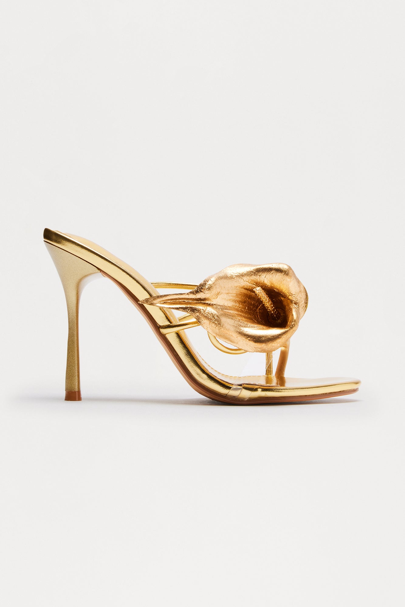 Resort Flower Slingback Heels - Gold