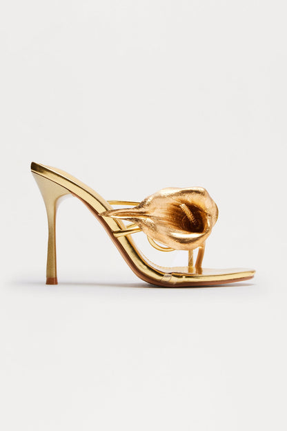 Resort Flower Slingback Heels - Gold