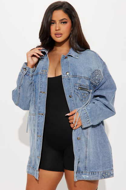 Big Impact Studded Denim Jacket - Light Wash