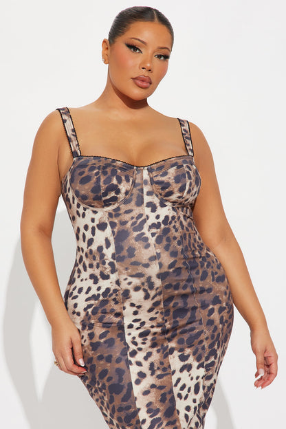 Lara Sleeveless Leopard Midi Dress - Leopard