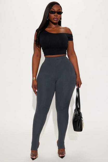 Sleek Statement High Rise Footed Legging - Charcoal