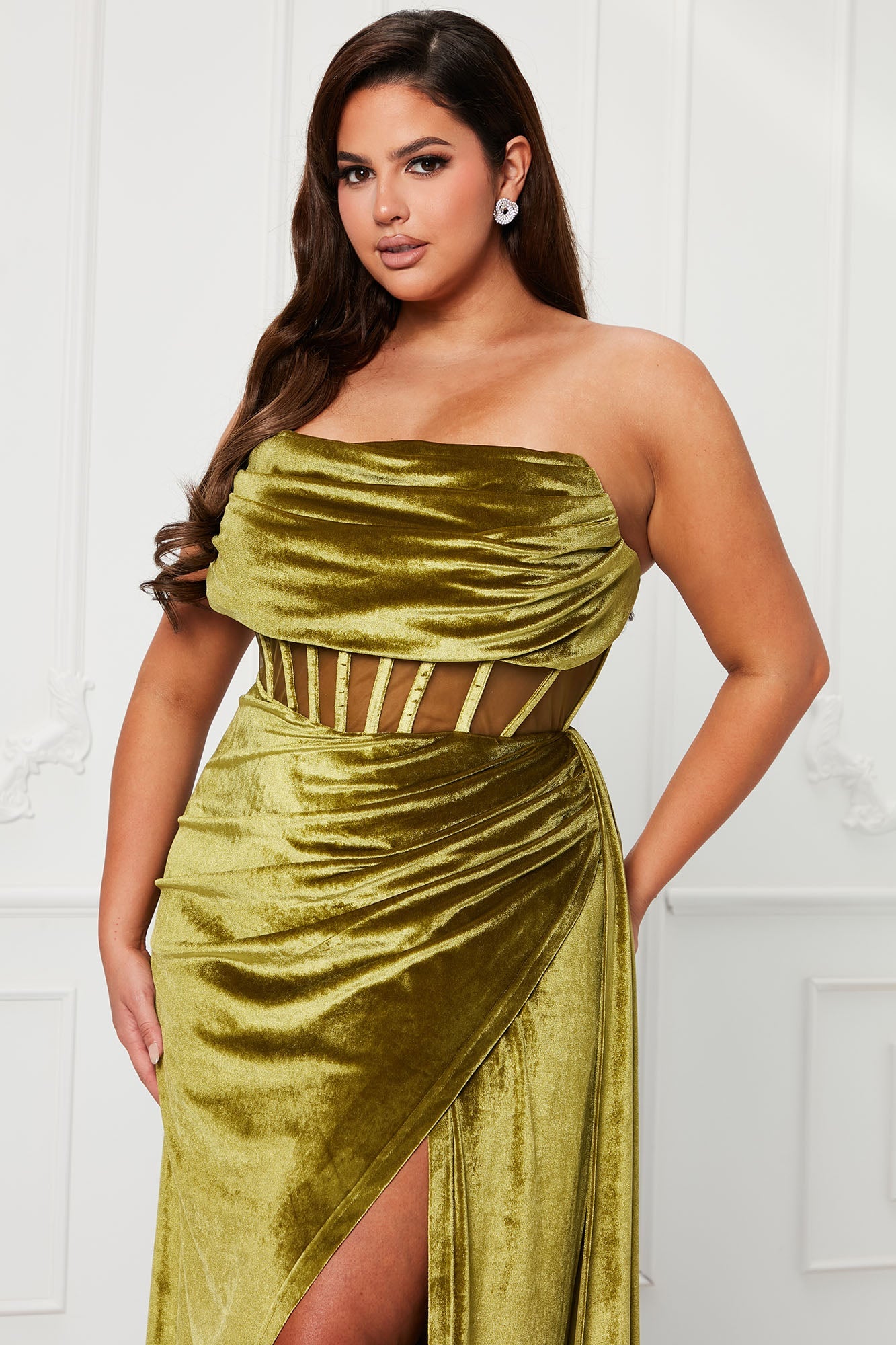 Vivi Velvet Maxi Dress - Olive
