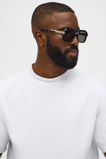 Drift Away Square Frame Colored Lens Sunglasses - Black/Smoke