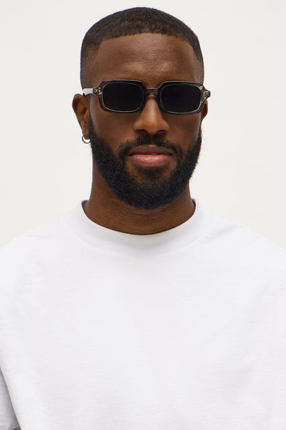 Elusive Round Crystal Frame Color Lens Sunglasses - Grey