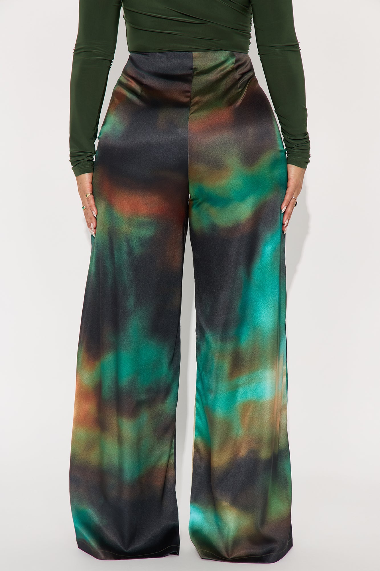 Keep A Secret Abstract Satin Wide Leg Pant 33 - Green/combo