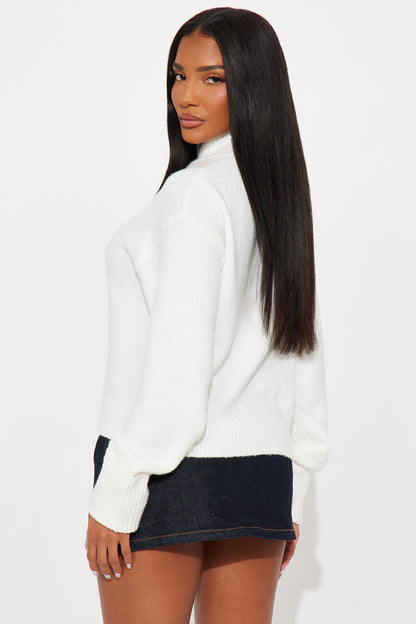 Healing Therapy Turtle Neck Sweater - Ivory